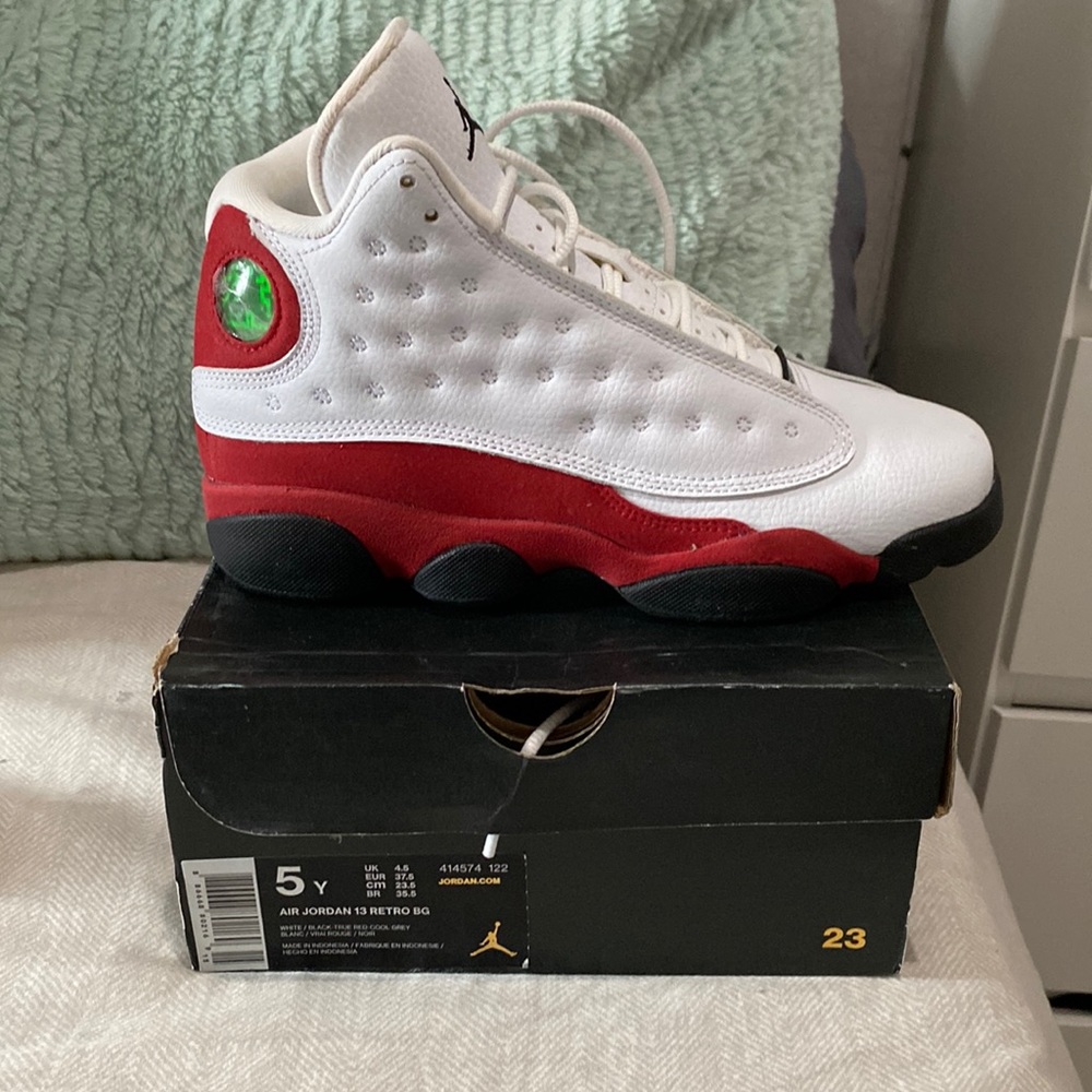 AIR JORDANS 13 RETRO
